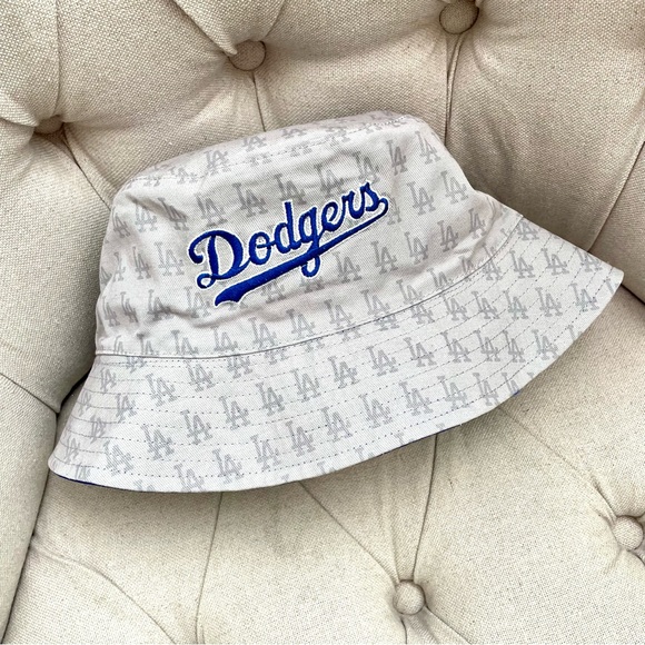 LA Dodgers reversible bucket hat Los Angeles - Picture 1 of 11